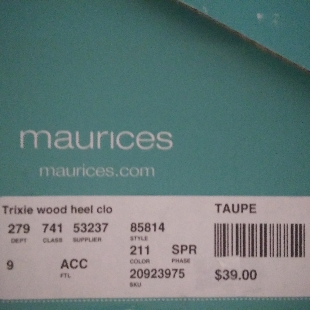 Maurices taupe wood heel open toe shoes